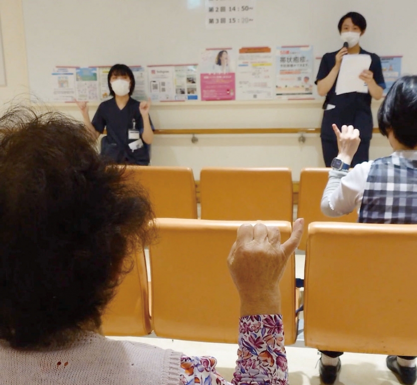 歩行年齢は？筋力は？