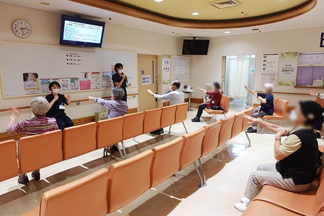 歩行年齢は？筋力は？